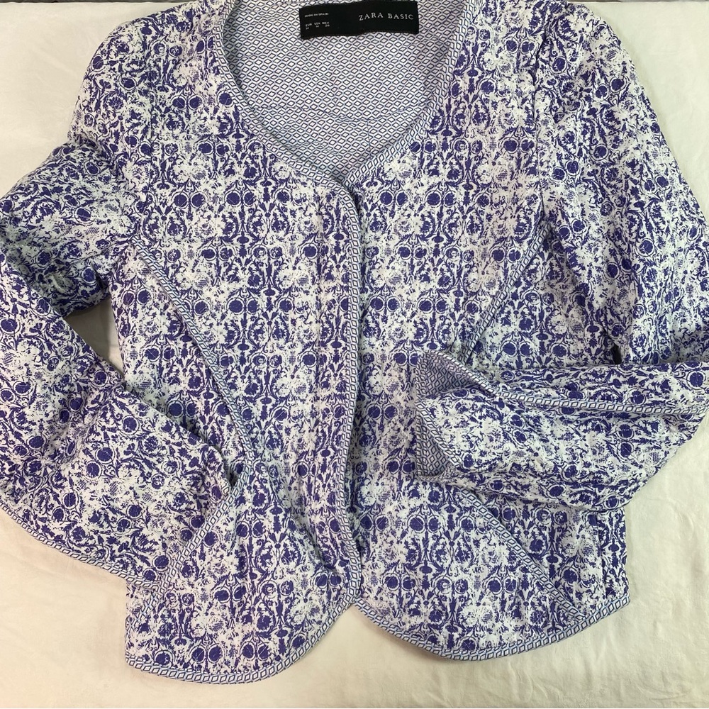 Zara Fitted Jacket Sz M Blue & White Zip Up piping sweetheart Neck & Pockets
